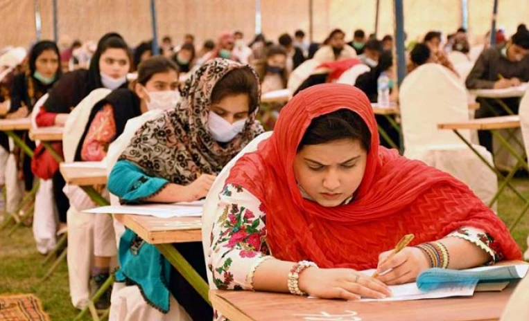 Thousands take MDCAT at nine examination centres in Lahore