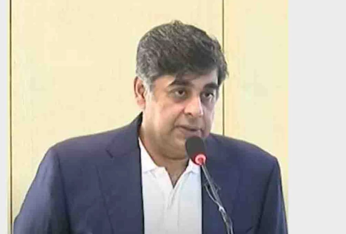 Minister Gohar Ejaz decides not to take salary