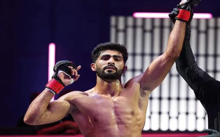 Shahzaib Rind defeats Mexican fighter in MMA bare-knuckle fight