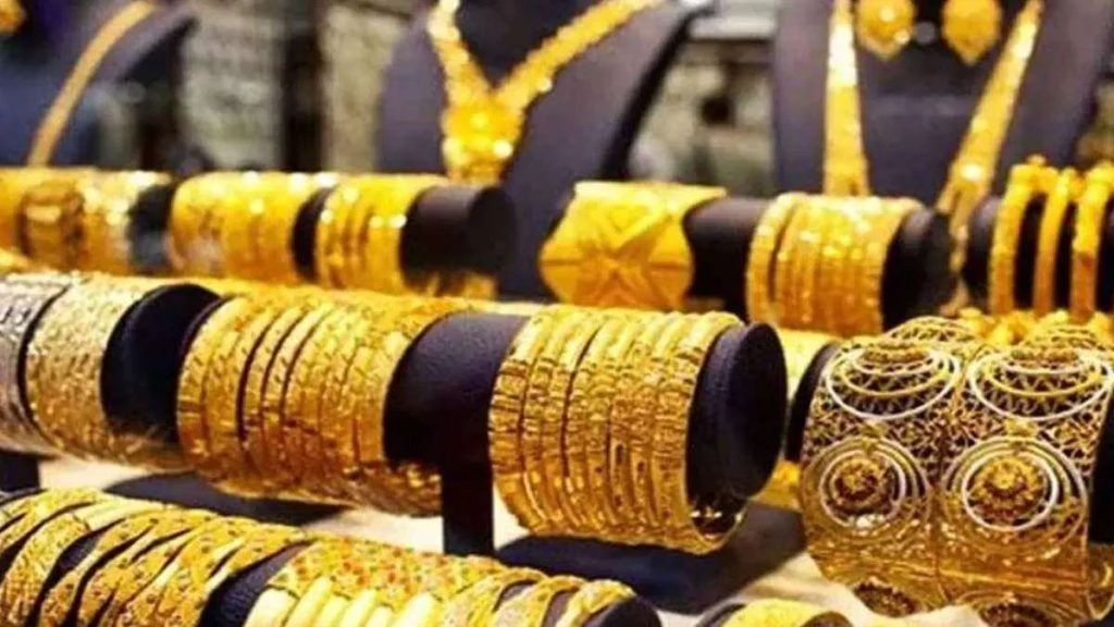 Another big fall in gold prices in Pakistani jeweller market