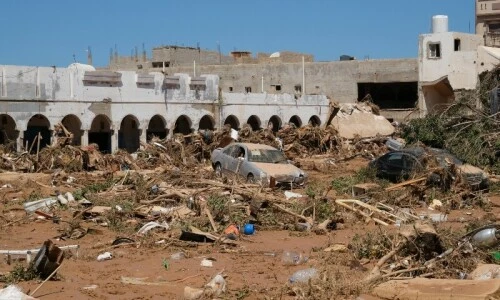 Fears mount of surging death toll in Libya flood disaster