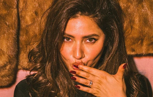 Mahira Khan celebrates five years of ‘Mashion’ with superhot photoshoot