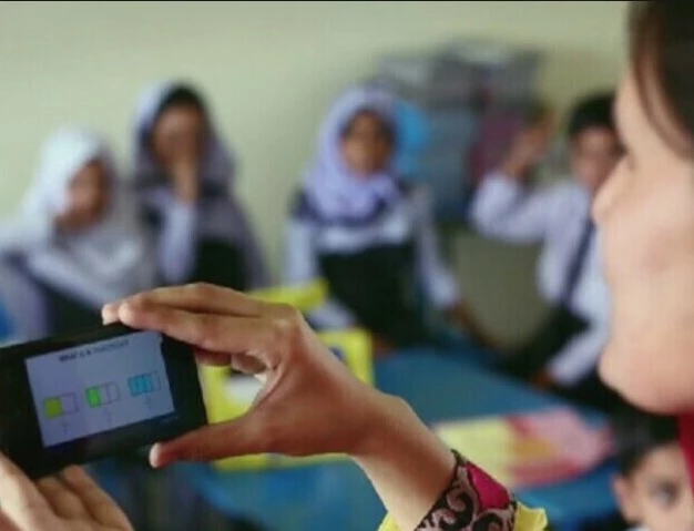 Teachers banned from using mobile phones in girls primary schools