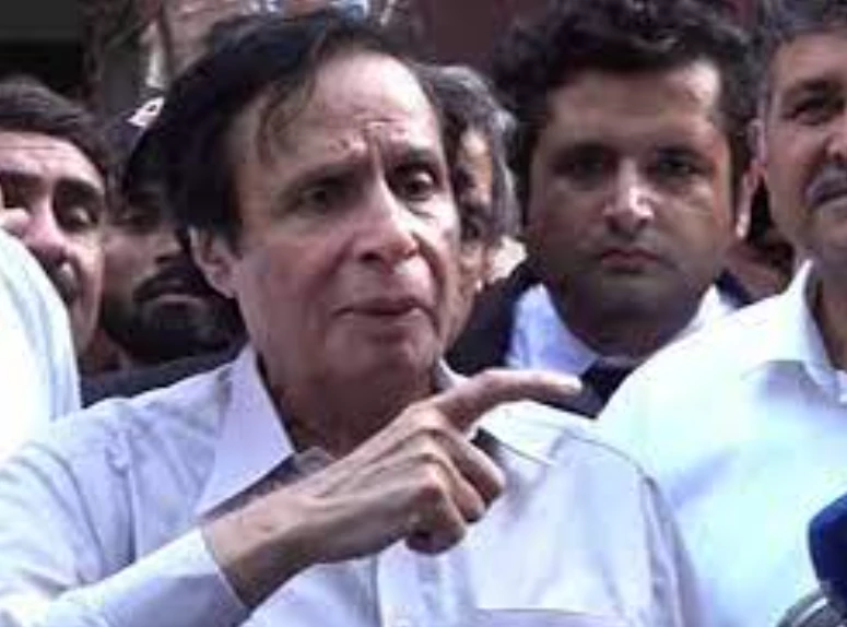 Pervaiz Elahi cautions politicians to secure protective bails before polls