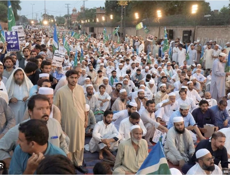 Siraj-ul-Haq criticises 70 years of governance in Pakistan