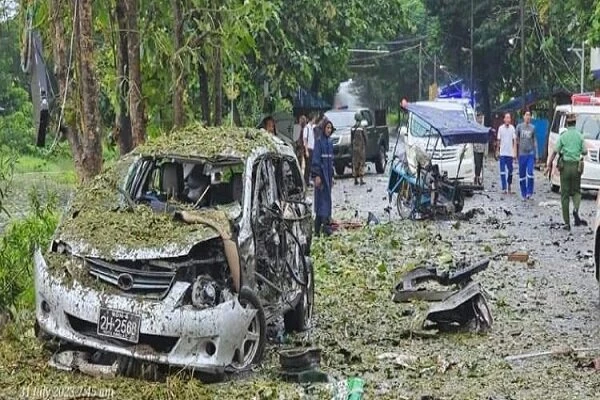 Bomb blast in Myanmar kills two, wounds over a dozen