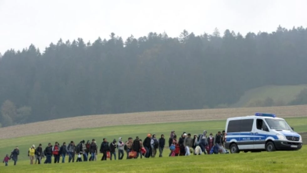 Germany tightens Polish, Czech border checks as migrant numbers rise