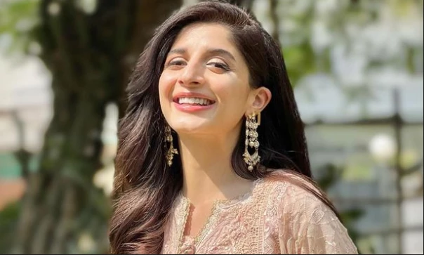 Mawra Hocane's supreme birthday passion wins hearts of many