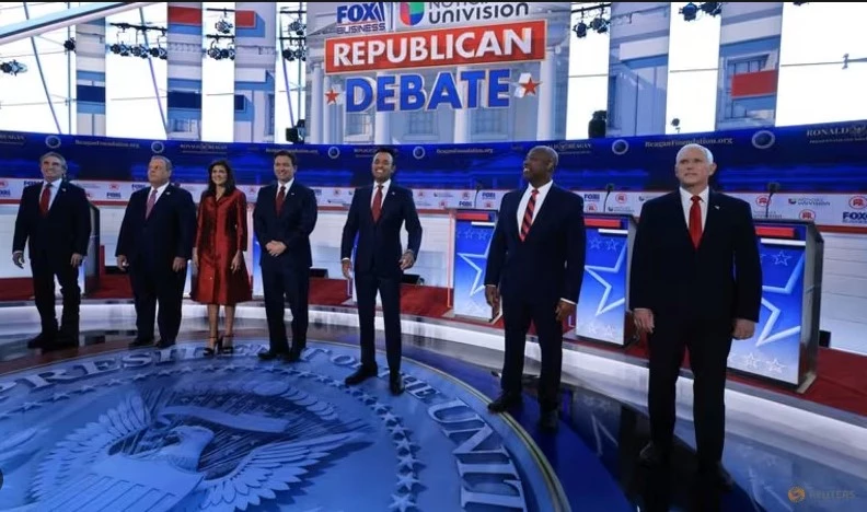 US Republican hopefuls slam frontrunner Trump for debate no-show