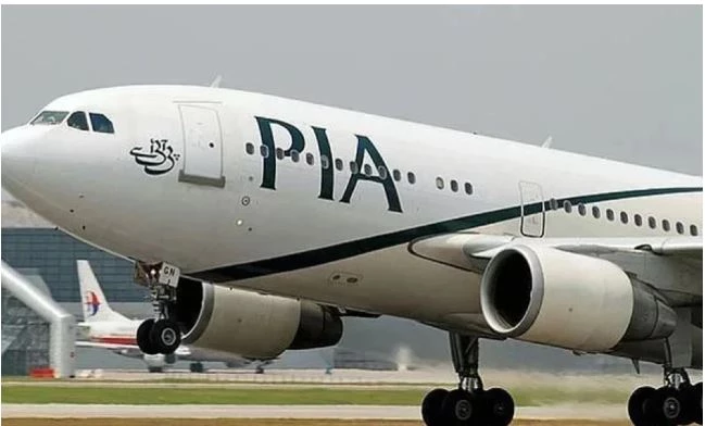 Utter carelessness of PIA crew who forget 300 passengers in Jeddah