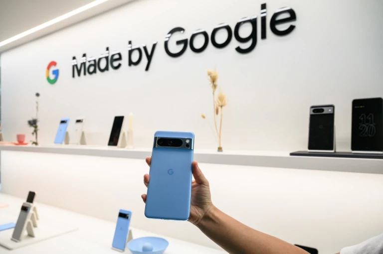 Google's new phone to run AI on-device