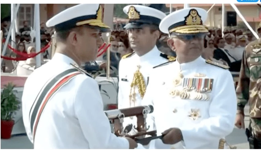 Admiral Naveed Ashraf takes charge as 23rd Chief of Pakistan Navy