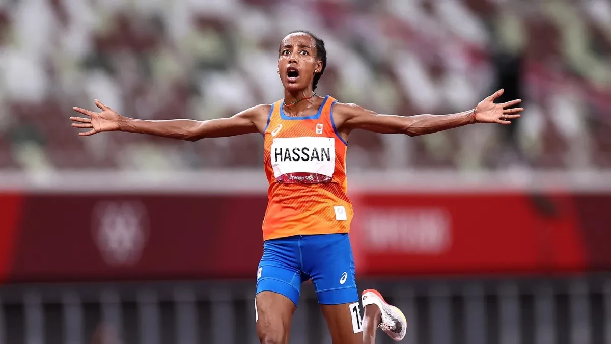 Dutch runner Hassan wins Chicago Marathon women's title