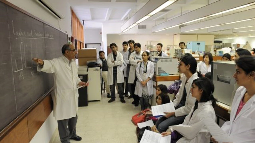 UHS to receive applications for admissions to public, private medical colleges from Oct 16