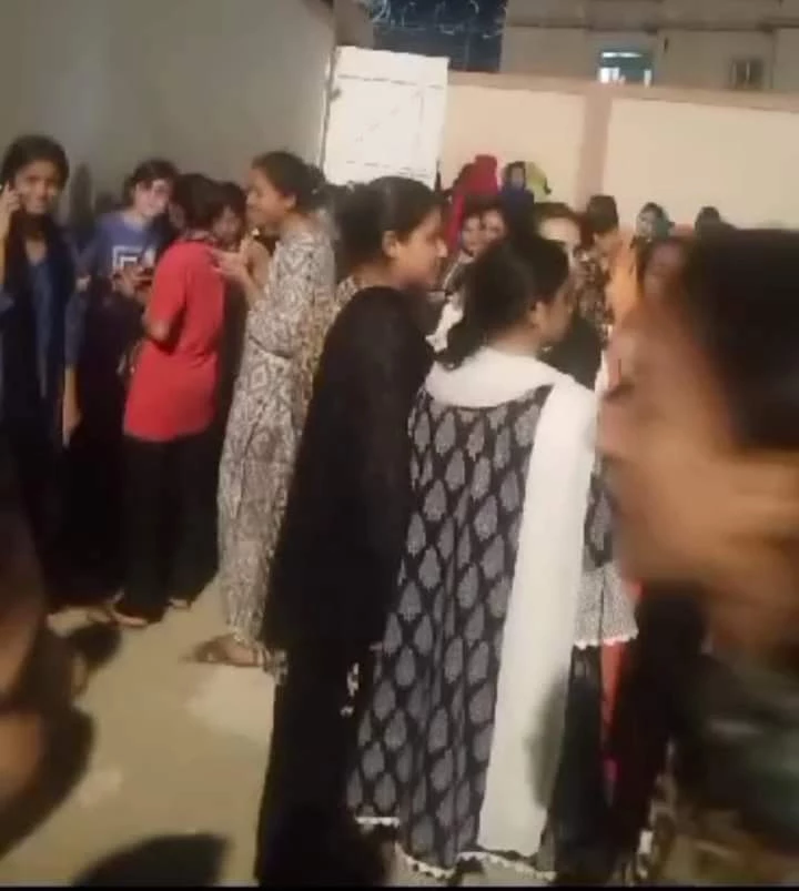 Strangers’ intrusion creates panic at Nawabshah medical university girls hostel