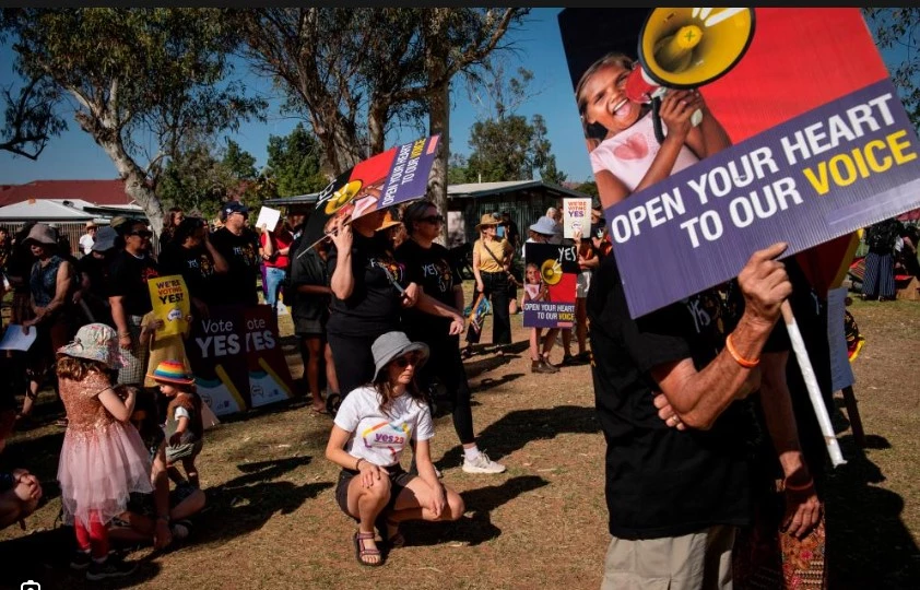 Australian PM fights to save Indigenous referendum