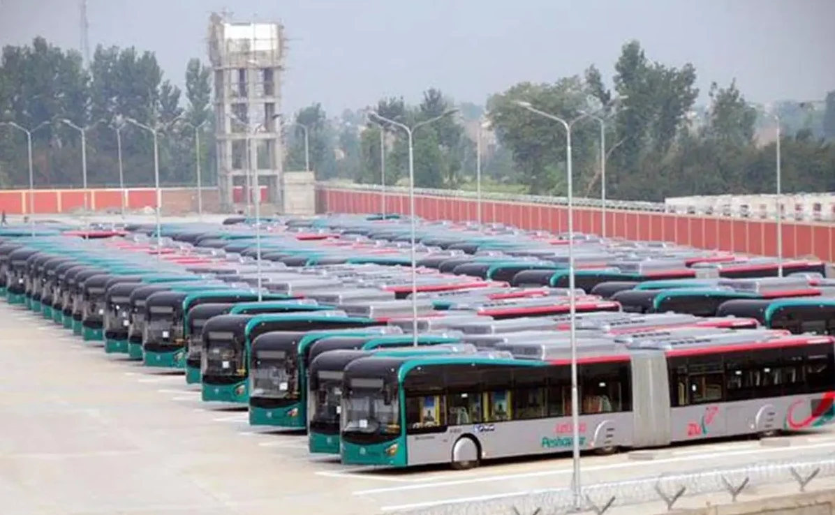 Operator threatens to halt Peshawar BRT service over Rs586m non-payment