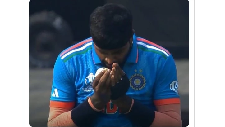 Hardik Pandya's silent prayer turns the tide in India-Pakistan World Cup Clash