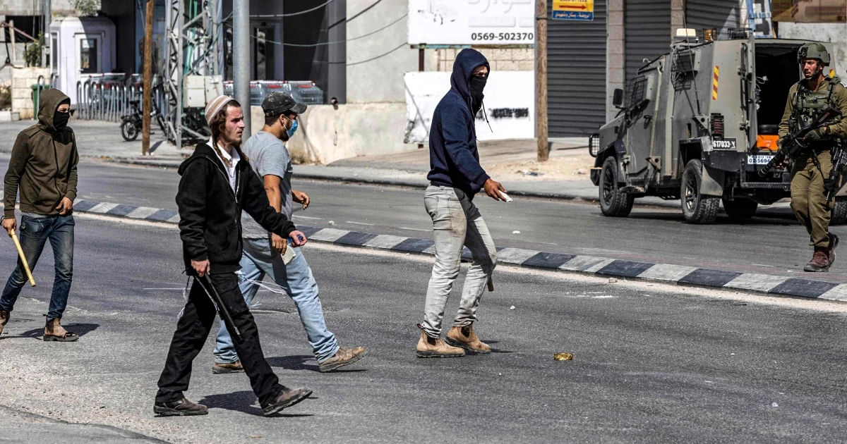 Israel expanding armed civilian response groups to cities