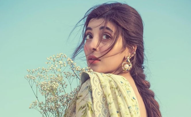 Urwa Hocane takes breaths away while swaying to ‘Udh Di Phiran’ song