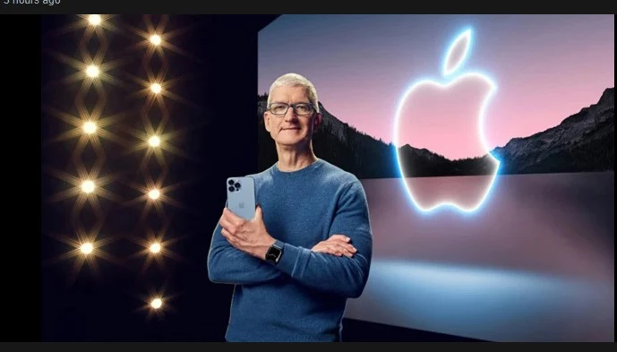 Apple CEO Tim Cook makes surprise visit to China