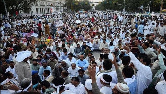 Another 150 protesting teachers arrested in Lahore