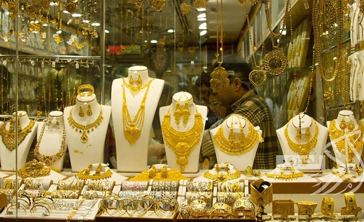 Gold prices in Pakistan decreased after devaluation of dollar against Pak rupee