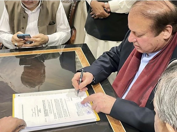 Nawaz Sharif files applications in IHC seeking restoration of appeals against convictions