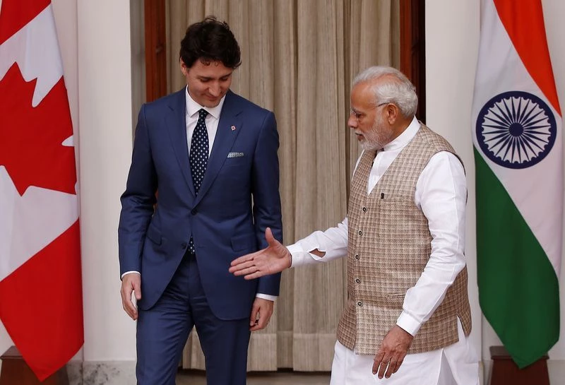 India resumes issuing visas to Canadians after spat