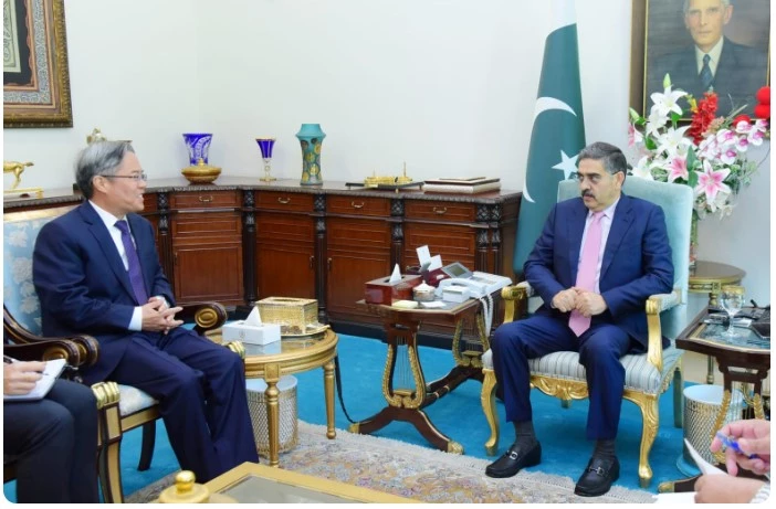 PM Kakar, Chinese ambassador discuss CPEC projects