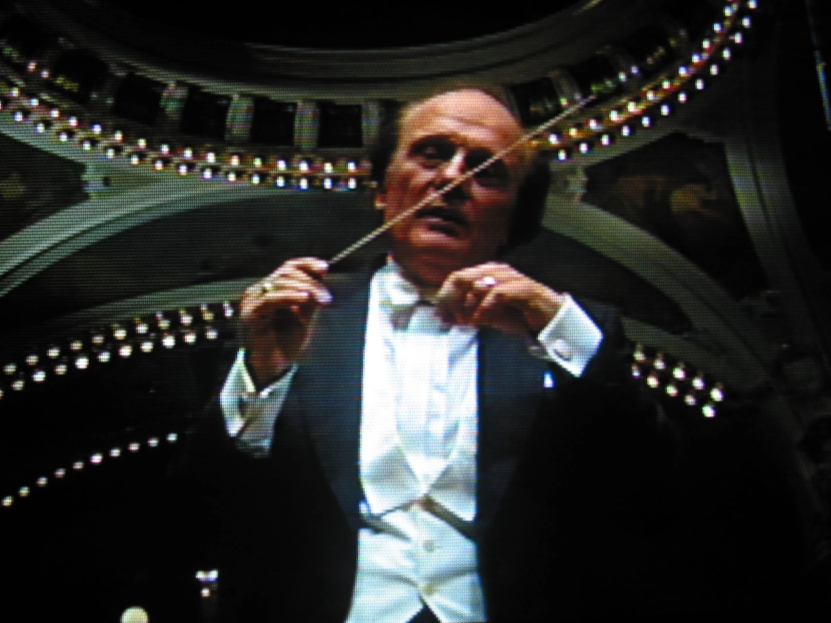 Czech-born US conductor Zdenek Macal dies at 87