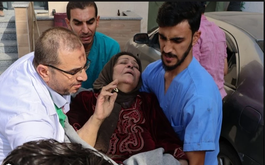 Medics discover with horror relatives among Gaza dead