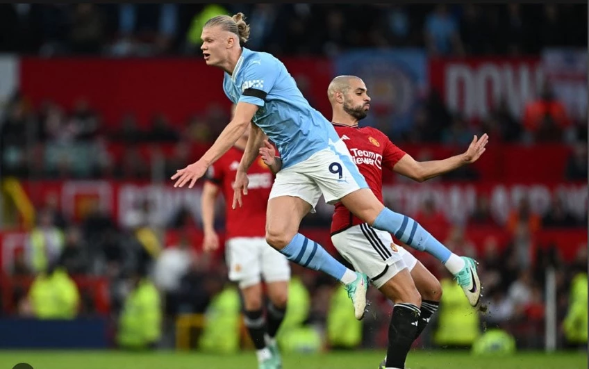 Man City cruise against Man Utd exposes gulf in class