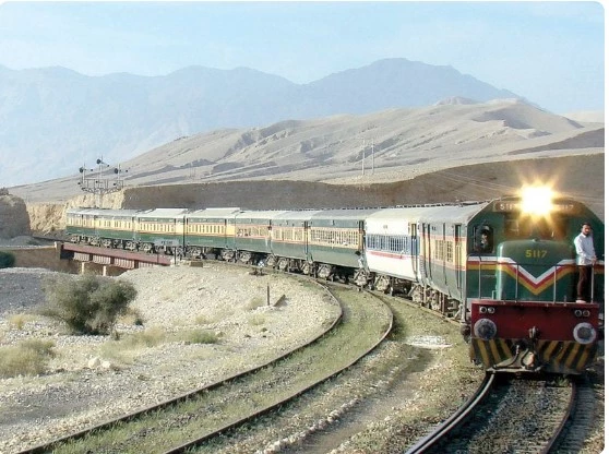 Sibbi-Harnai train service resumes after 18 years