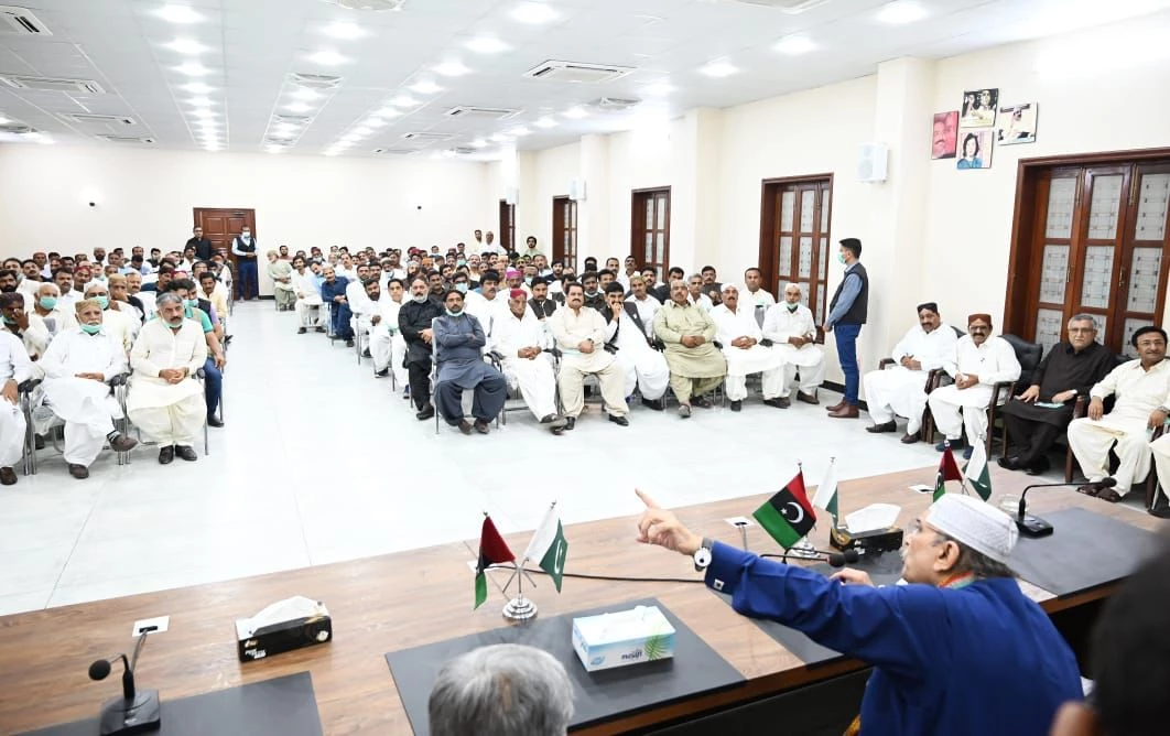 Asif Ali Zardari meets PPP workers in Nawabshah