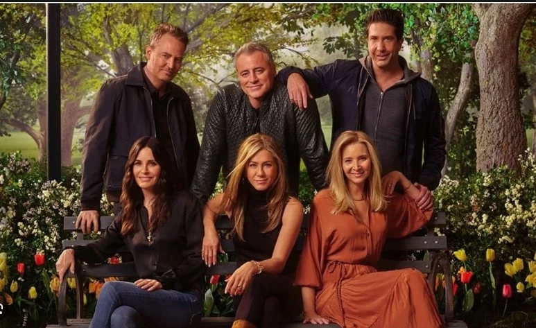 'Friends' cast 'utterly devastated' by death of Matthew Perry