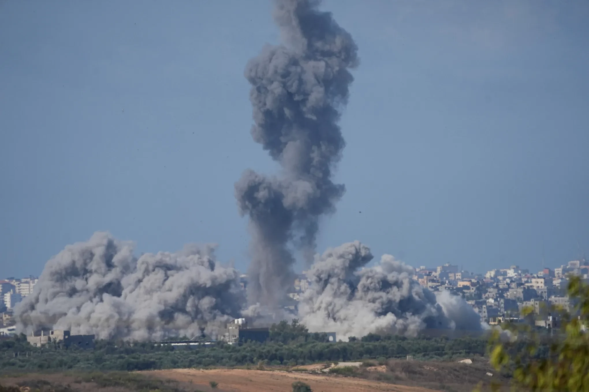 Israel, Hamas locked in 'fierce battles' in shattered Gaza