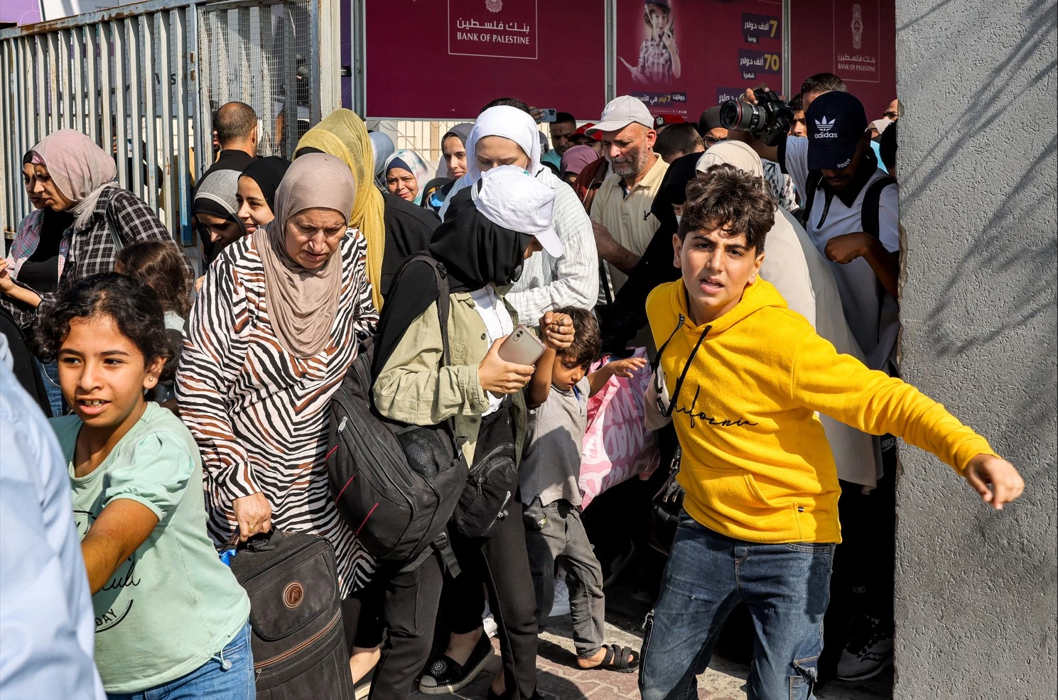 Israel renews attacks on Gaza refugee camp as UN warns of 'war crimes'