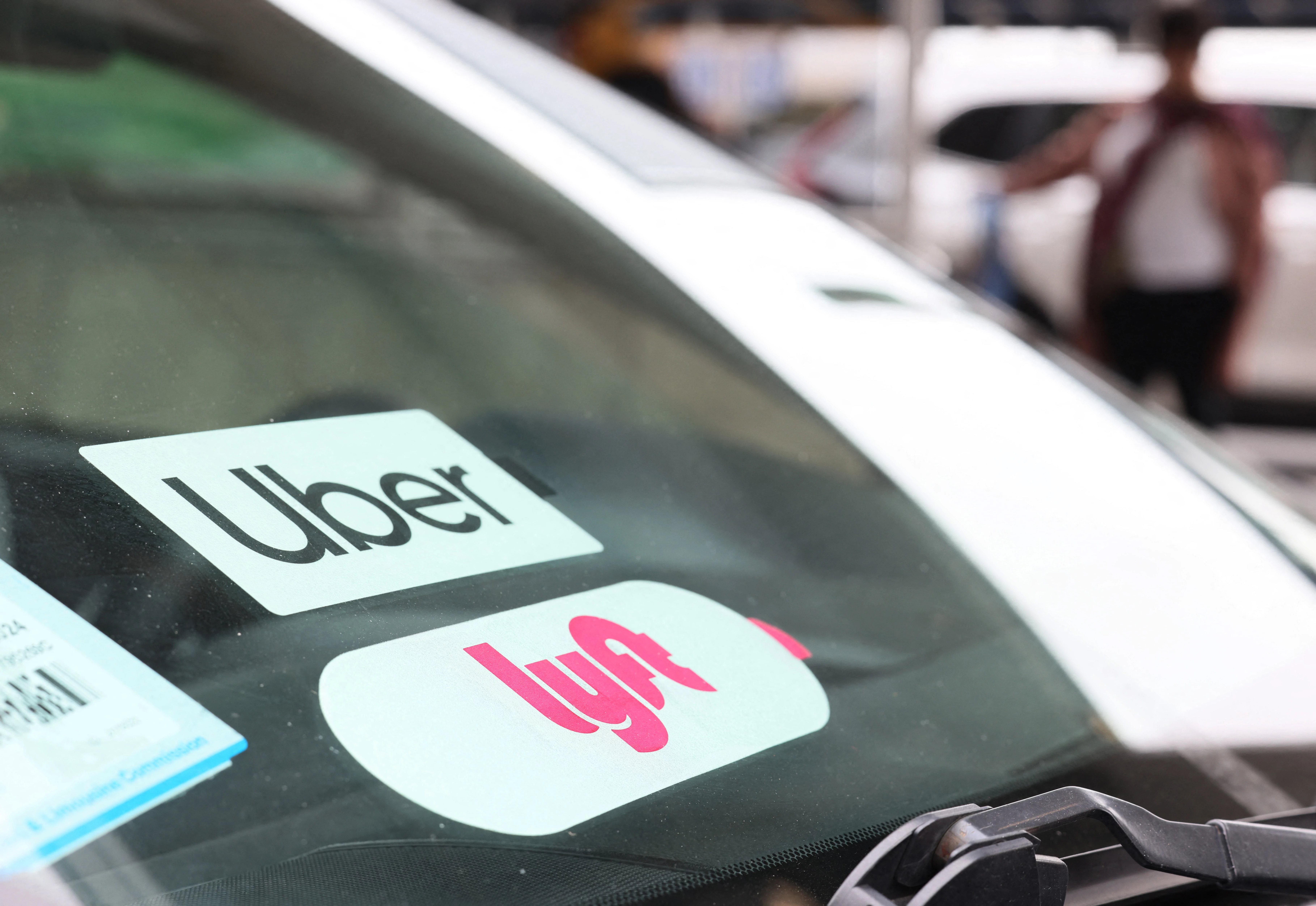 Uber, Lyft to pay $328m to drivers after New York state probe