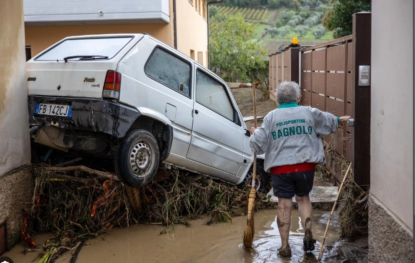 16 killed as Storm Ciaran batters Western Europe