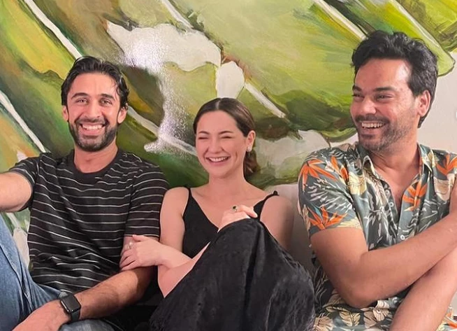 Hania Amir offers strength and encouragement to Gohar Rasheed and Ali Rehman