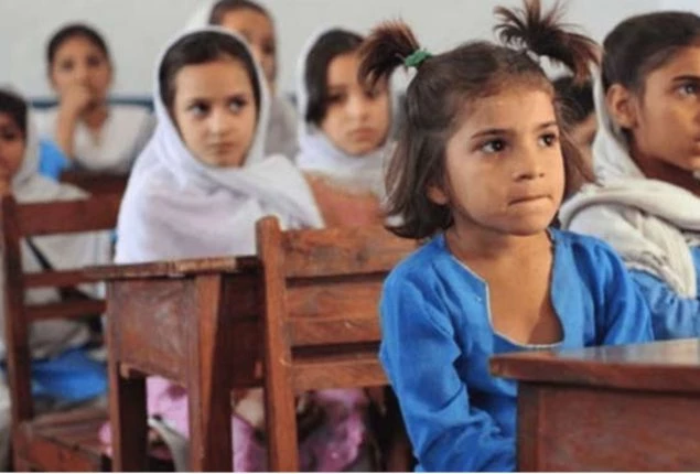 Data of illegal Afghan students in Karachi schools compiled