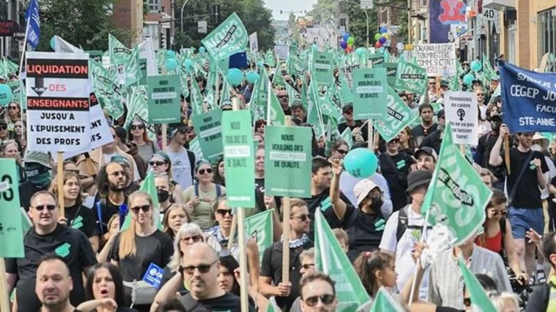 420,000 Quebec public workers strike