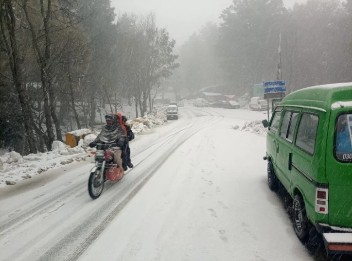 Alert sounded as new spell of rain, snowfall likely to hit KP