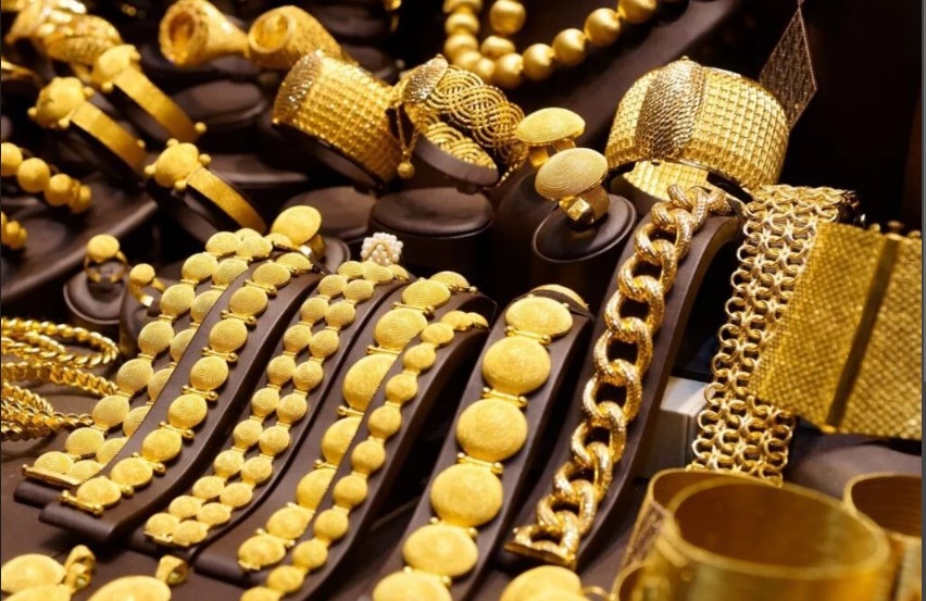 Gold prices lose some shine in Pakistan