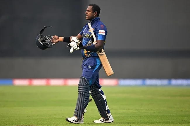 Mathews becomes first 'timed out' dismissal in international cricket