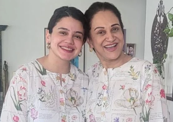 Zara Noor and Bushra Ansari’s ‘twinning is winning’