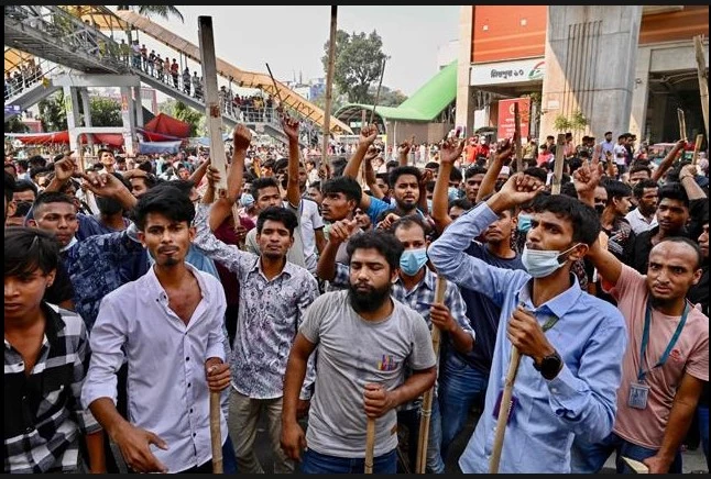 Bangladesh garment worker shot dead in new wage protests