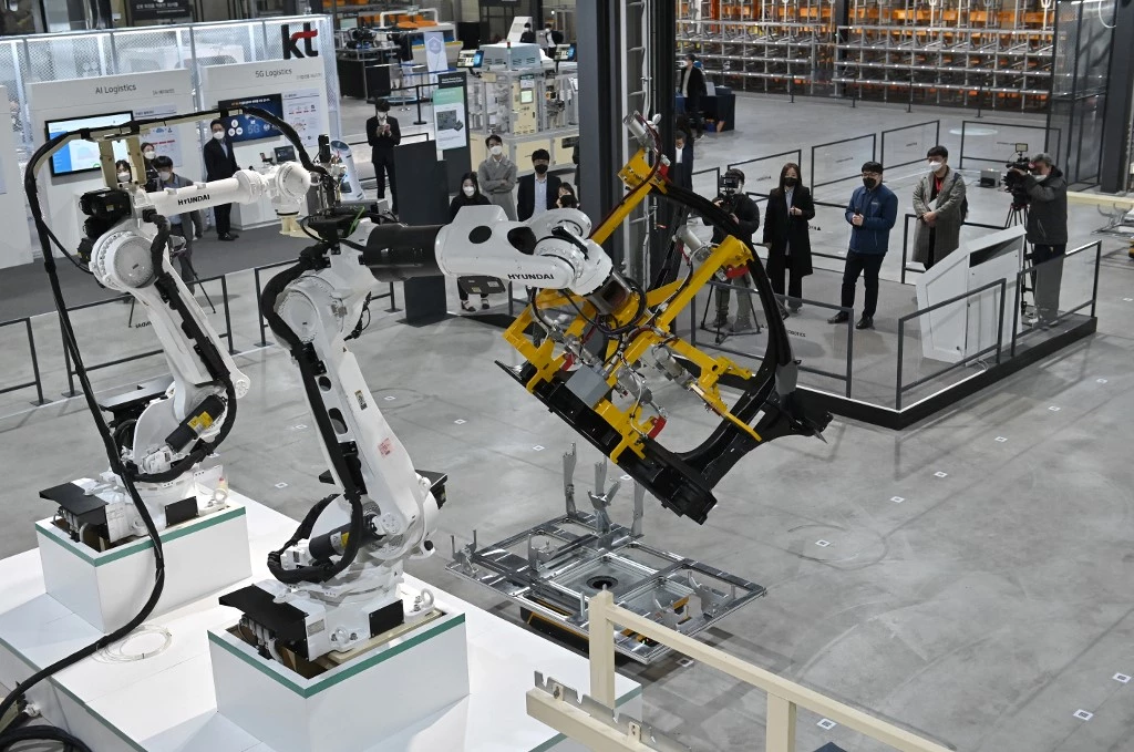 S. Korean man killed by industrial robot