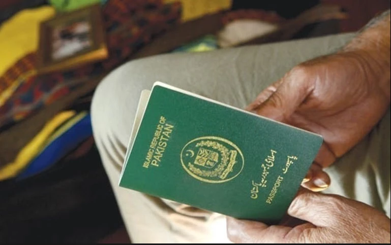 UAE suspends visas for unskilled Pakistanis